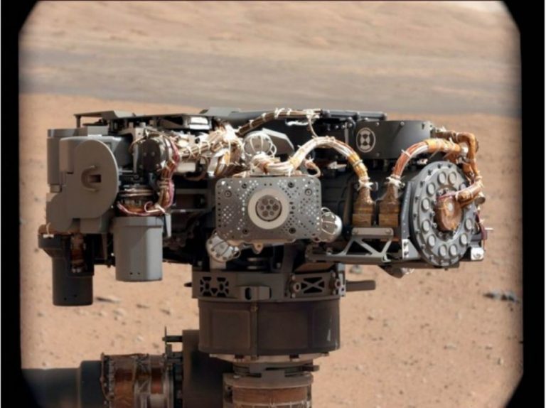 APXS (Alpha Particule X-Ray Spectrometer)