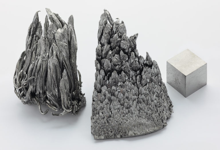 Yttrium sublimé-dendritiques pur à 99,99%